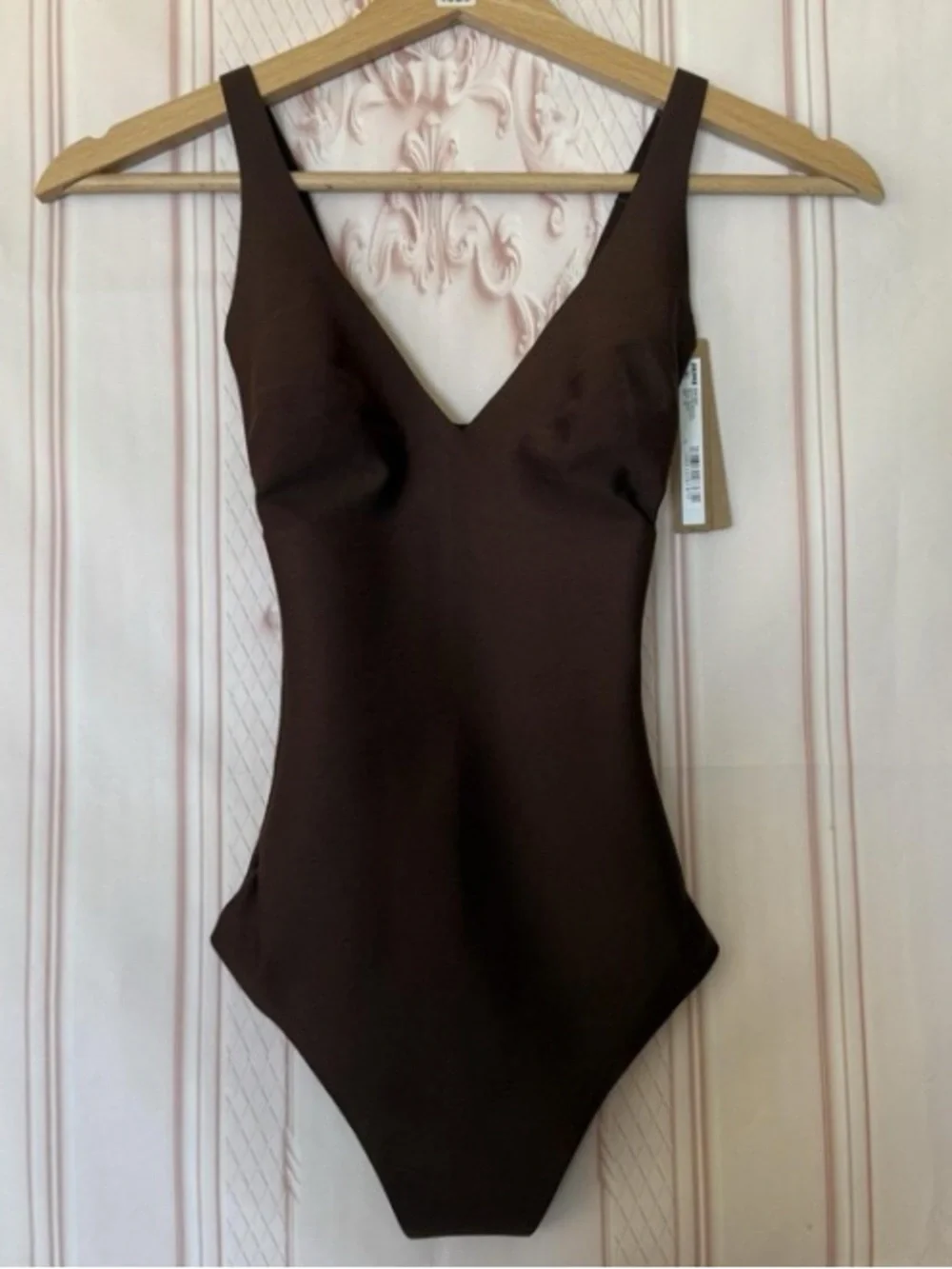SKIMS Body Unlined Plunge Bodysuit S